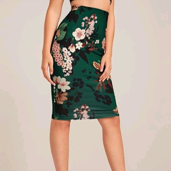 Floral Print Pencil Skirt - Picture 1 of 4